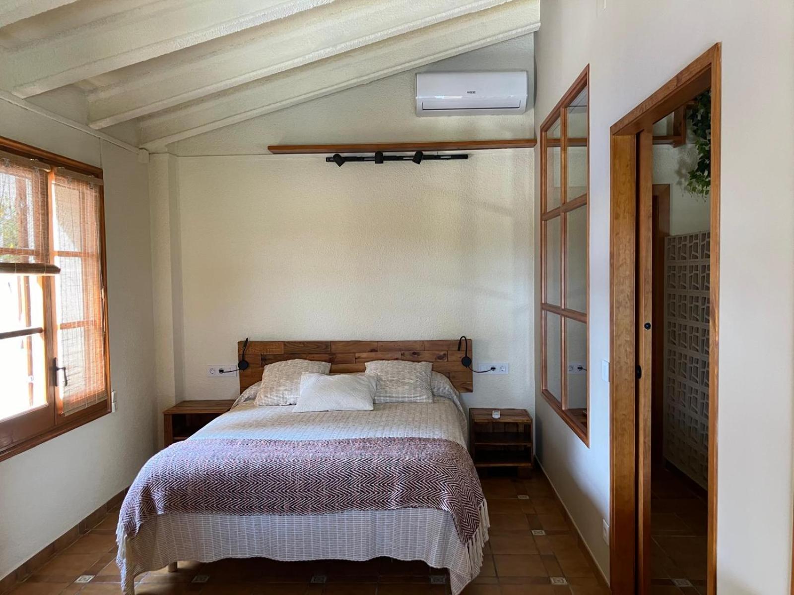 Apartment With Private Pool And Garden San Martin Sarroca ภายนอก รูปภาพ